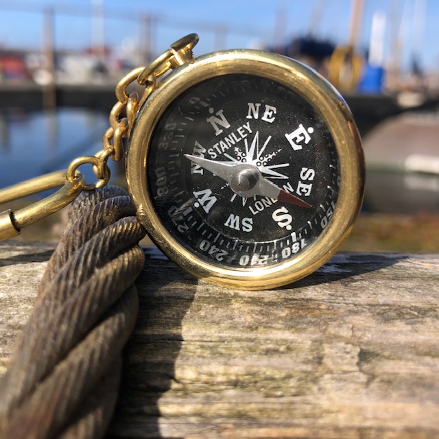 Messing-Schlüsselanhänger "Kompass"